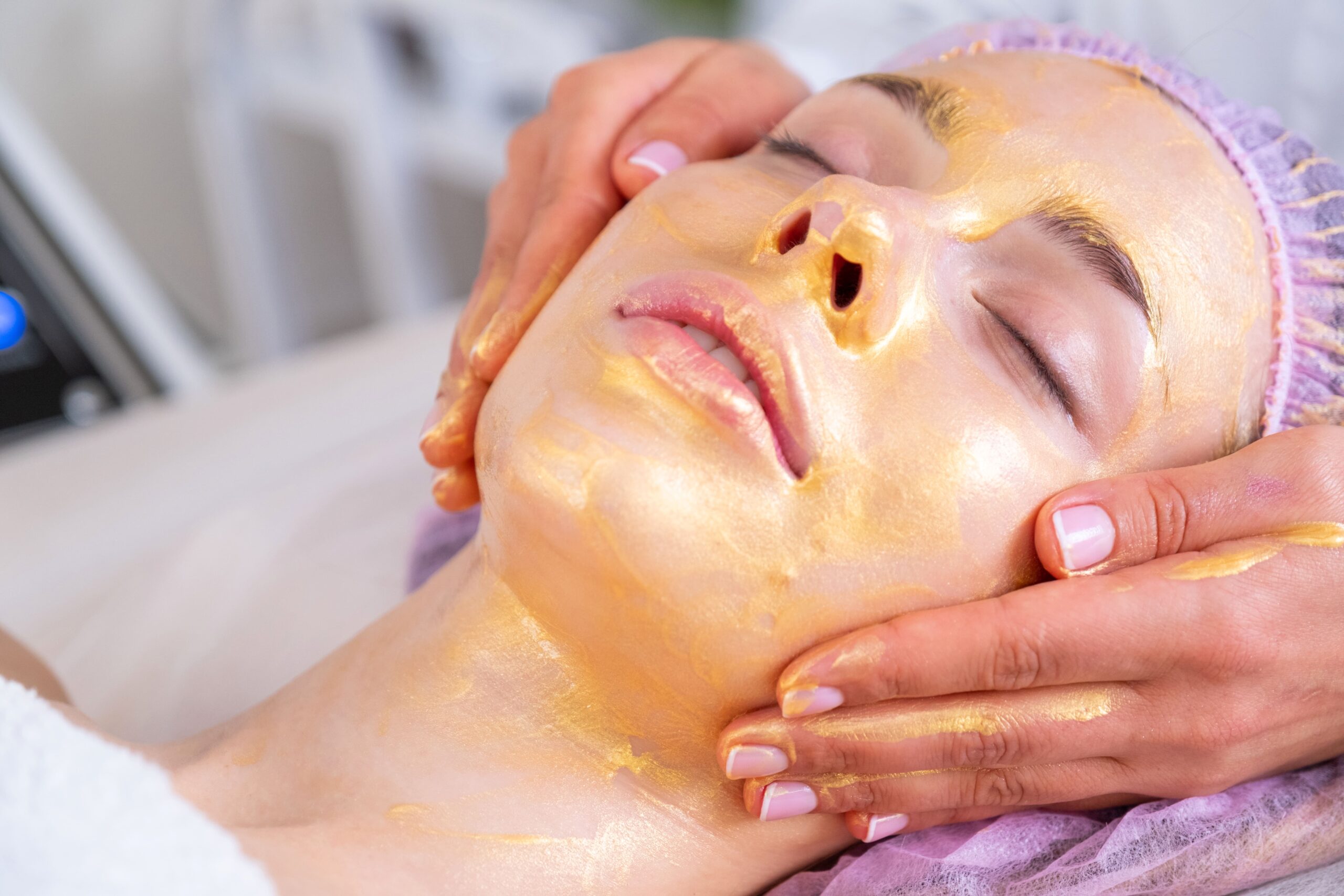 Deluxe Golden Facial